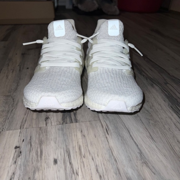 Adidas UltraBoost 3.0 J ‘Triple White’ - US Y 5 - Picture 4 of 7